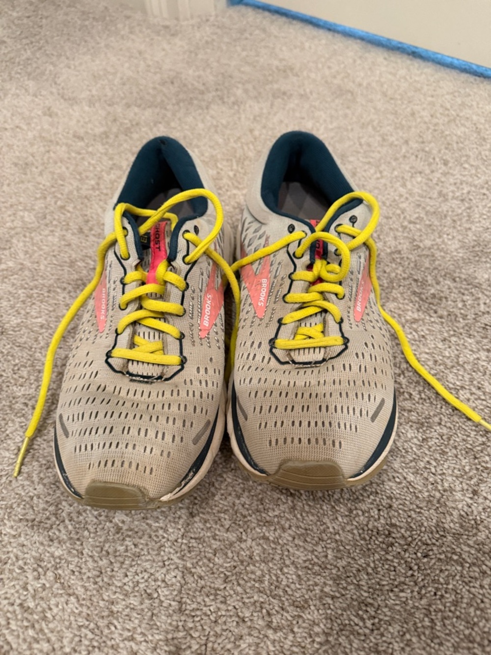 Brooks Beige Running Shoes with Yellow Laces
